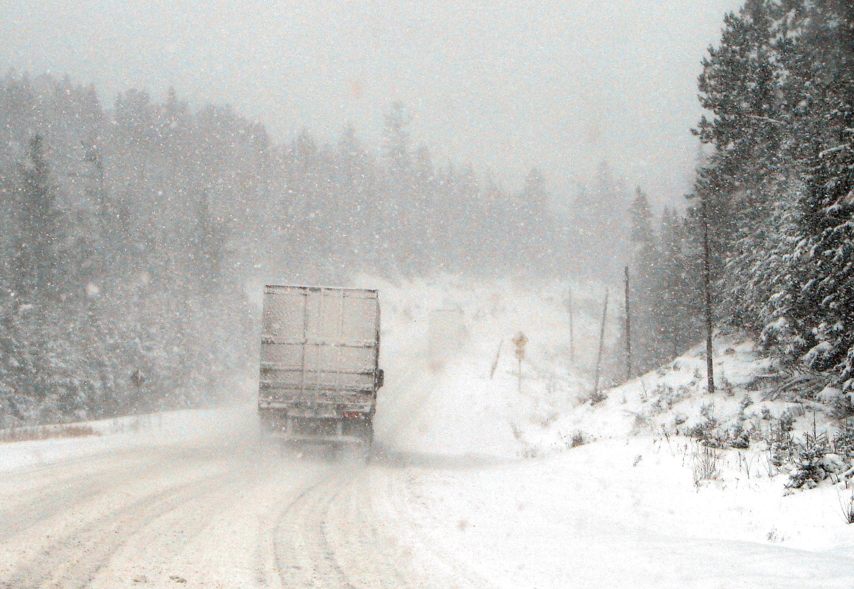 Interstate Truck Driver's Guide to Hours of Service