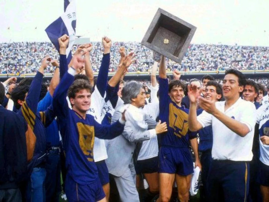 pumas unam logo campeon