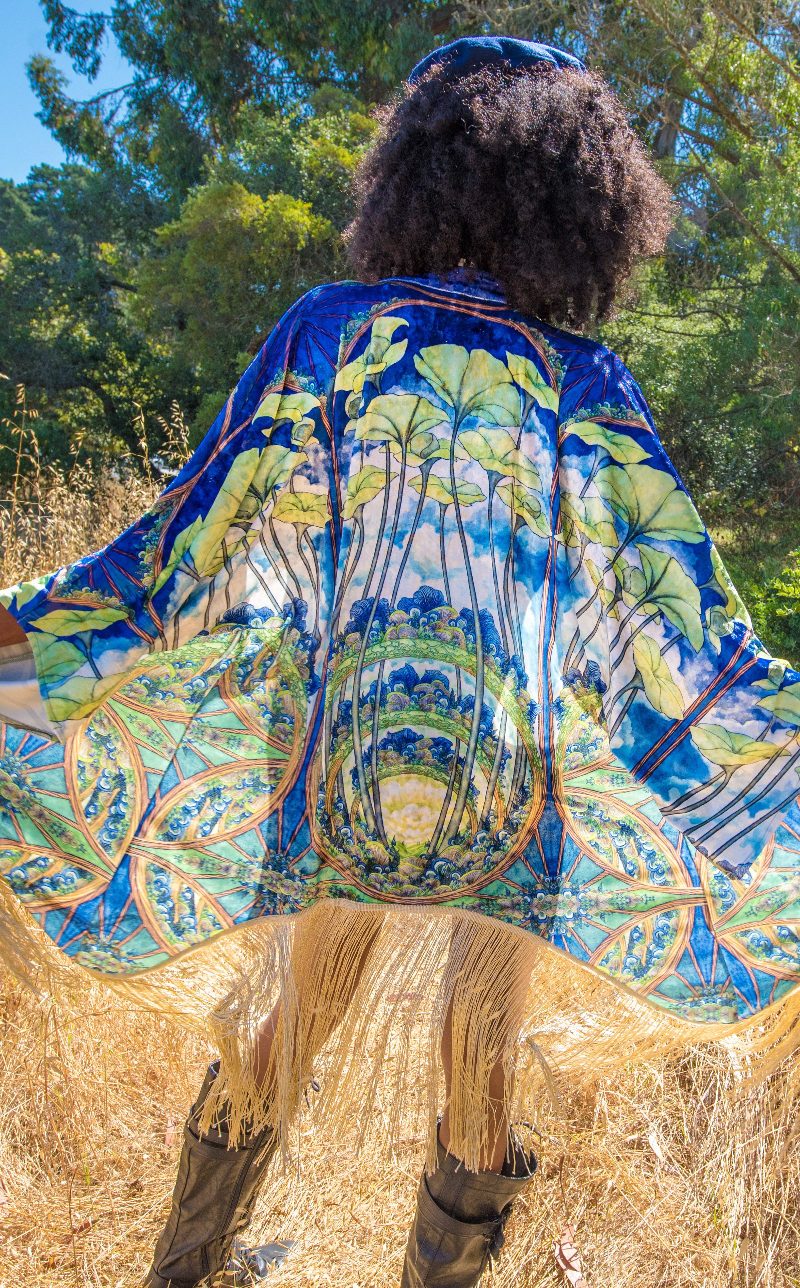 Worlds of Growth VELVET Kimono x Sweet Melis -