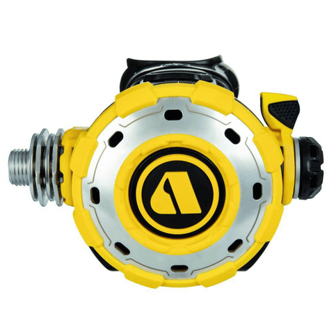 choosing a scuba regulator - octopus