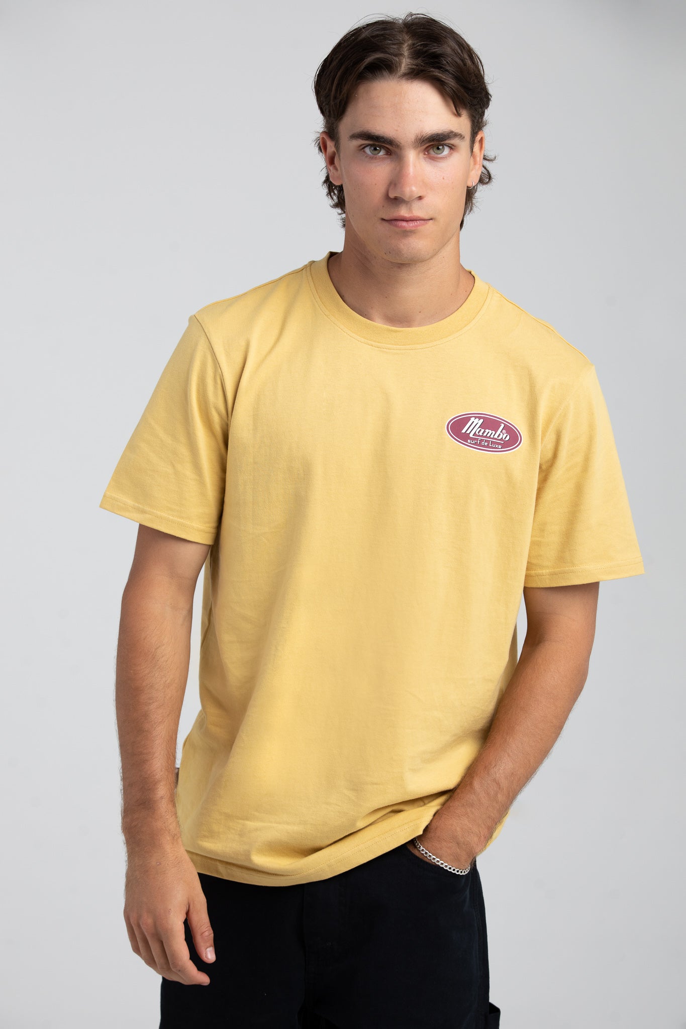 DE LUXE T-SHIRT - YELLOW - Mambo Surf De Luxe