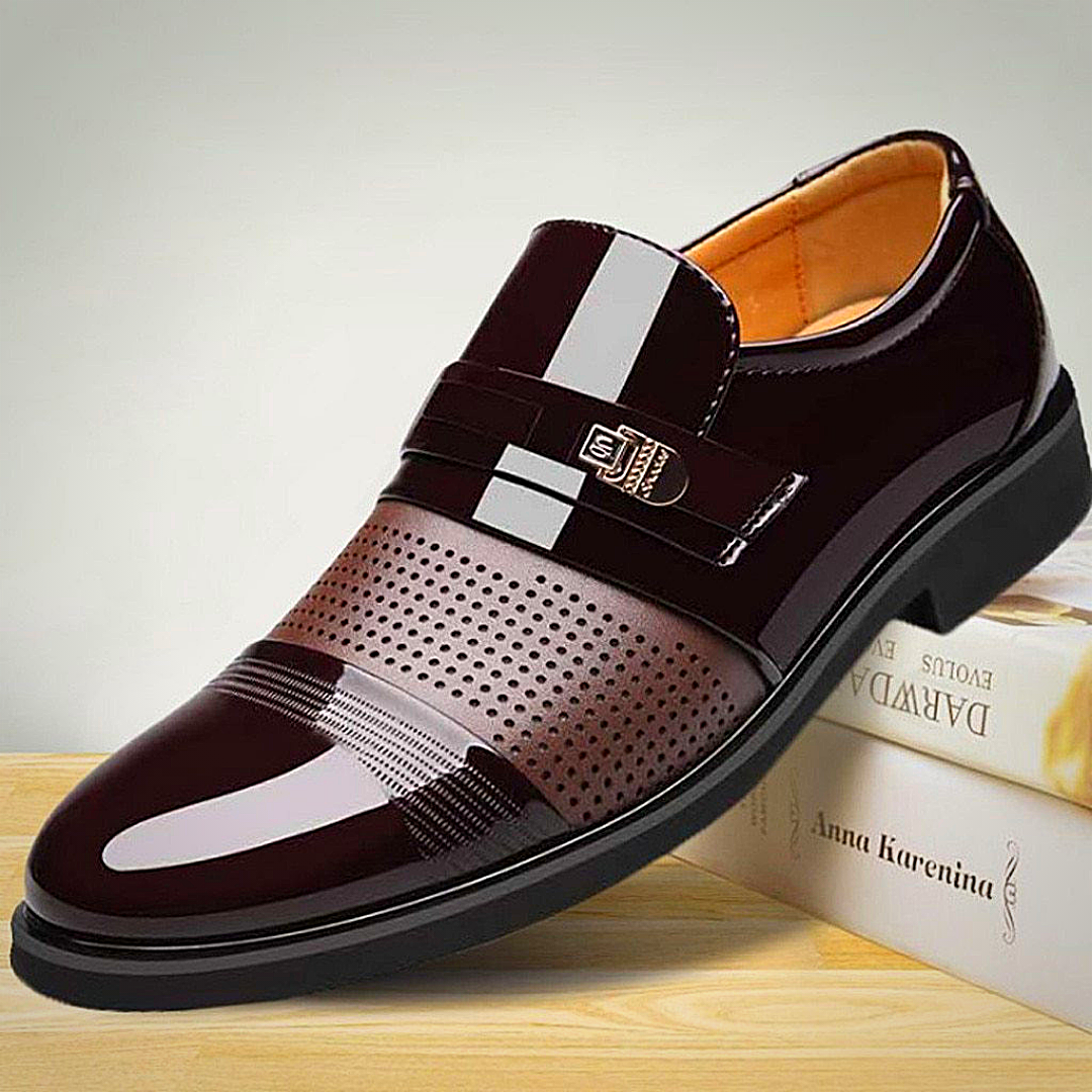 classic oxford shoe