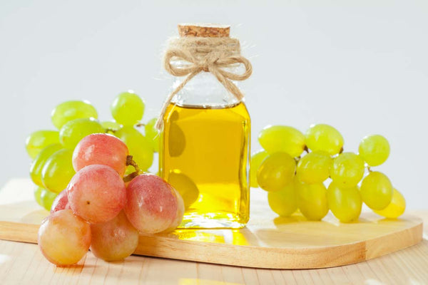 Castor-Oil-and-Grapeseed-oil