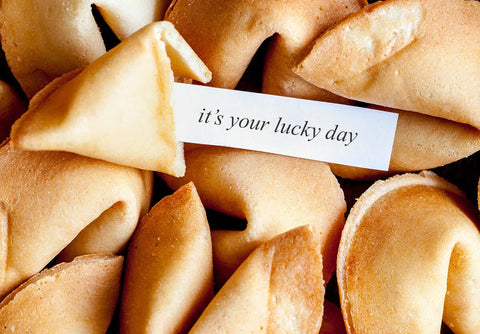 fortune cookies with lucky day note