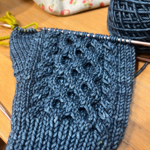 cabled blue mitten