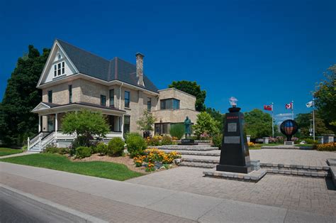 Banting House, Toronto