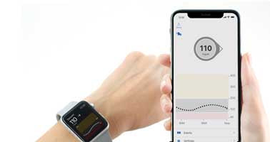 Dexcom displaying glucose level on Apple Watch.