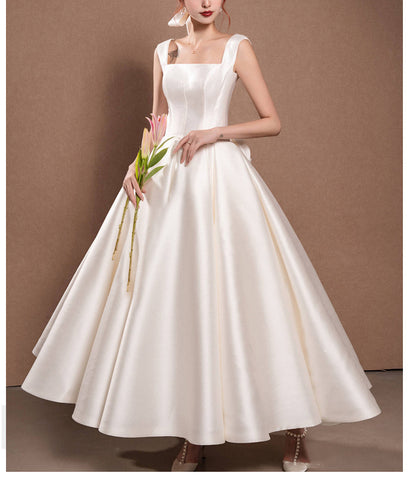 Chic Vintage Square Neckline Satin Wedding Dresses