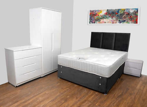 stjames-bedroom.jpg__PID:6b746eb5-f387-499d-8a0f-1c0c89db6c05