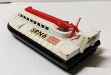 Load image into Gallery viewer, Lesney Matchbox No. 72 SRN6 Hovercraft Superfast England 1972 - TulipStuff

