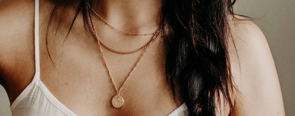 comment associer son collier avec d'autre bijoux lune 