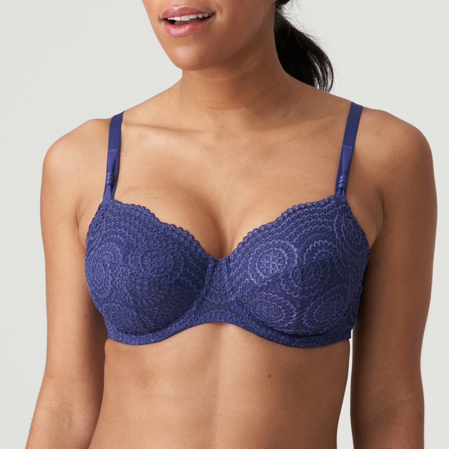 Average Size Figure Types in 32D Bra Size D Cup Sizes Natural Beige Keyhole  Detail and Lace Cup Bras