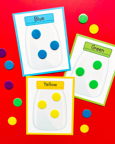Color sorting activity for preschoolers. 