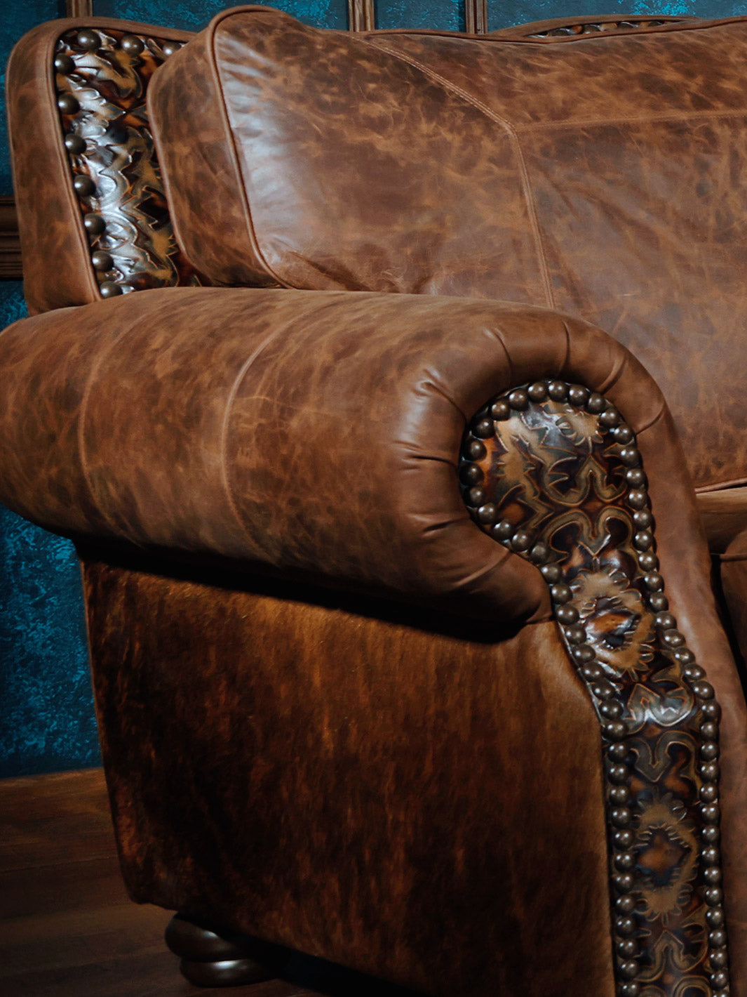 weten Darmen naar voren gebracht Brown Western Leather Sectional Sofa – Runyon's Fine Furniture