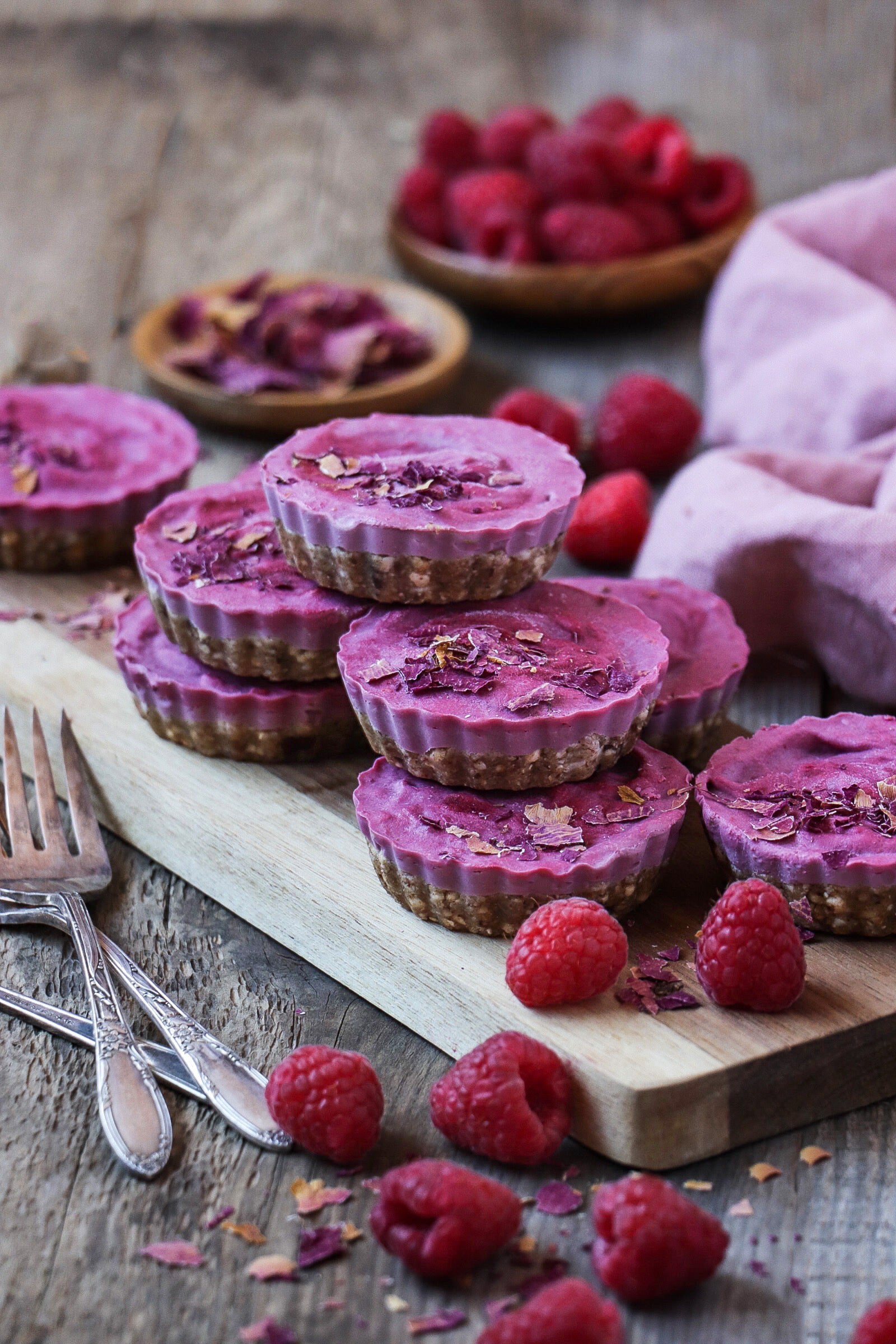 Recette de Tartelettes sans cuisson aux framboises de GoGo Quinoa