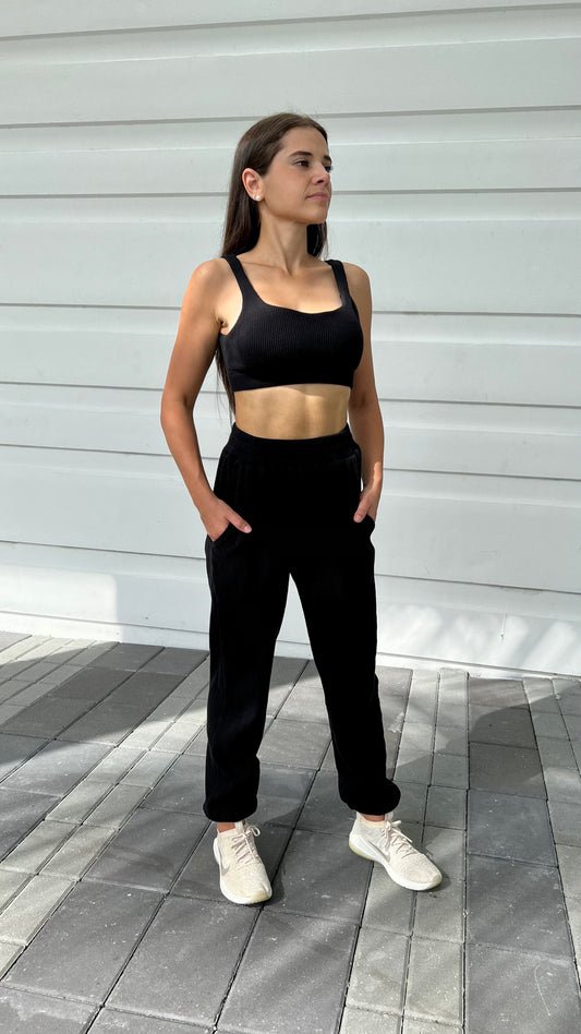 DuoKnit Sports Bra in Black Gems  Fun print leggings, Matching leggings,  Black gems