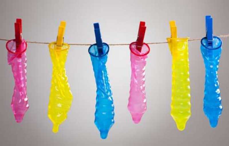 6 Merk Kondom Bertekstur Terbaik untuk Menambah Kenikmatan saat Bercinta