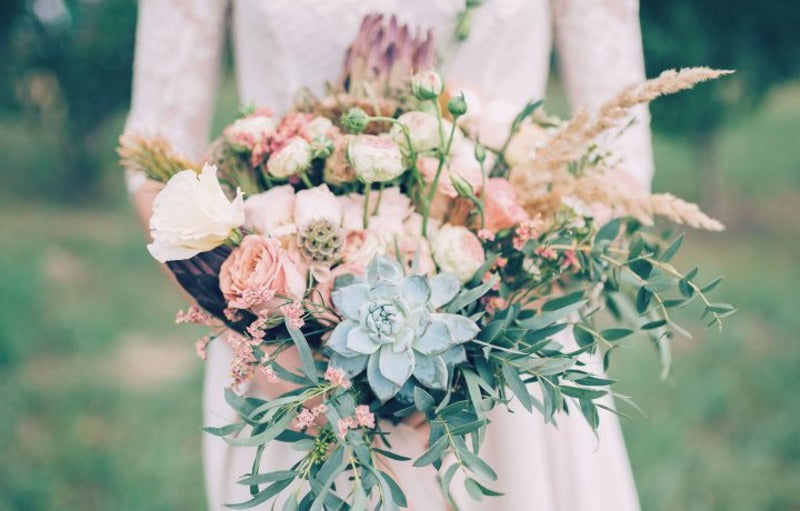 7 Hal Paling Penting Diperhatikan saat Memilih Buket Bunga Pernikahan
