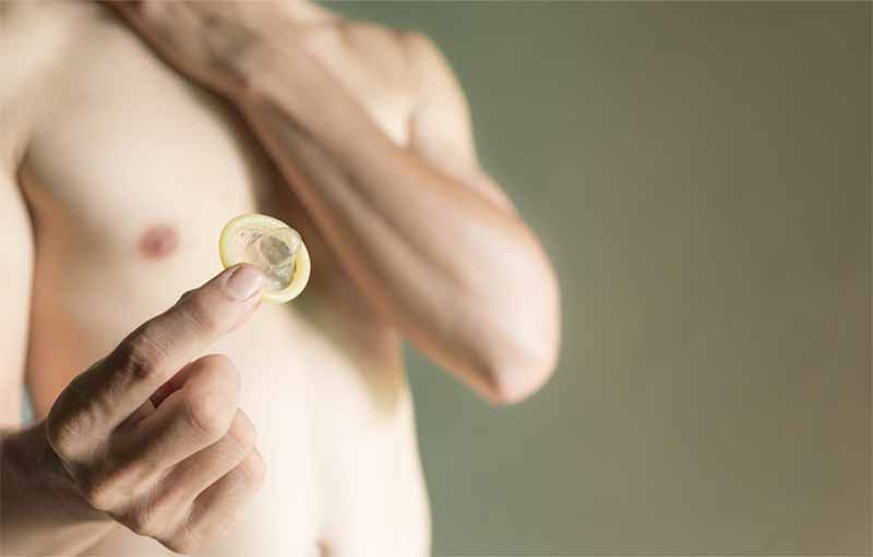 9 Tips Pakai Kondom agar Aman dan Bikin Hati Tenang