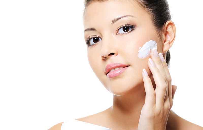 Fakta: Pakai Sunblock Terbukti Bikin Awet Muda Lho!