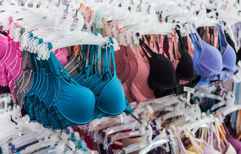 Wow, Ternyata Warna Lingerie Bisa Mencerminkan Kepribadian Wanita Lho!