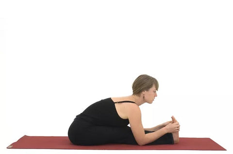 Lakukan 6 Pose Yoga Ini untuk Redakan Kram Haid-4