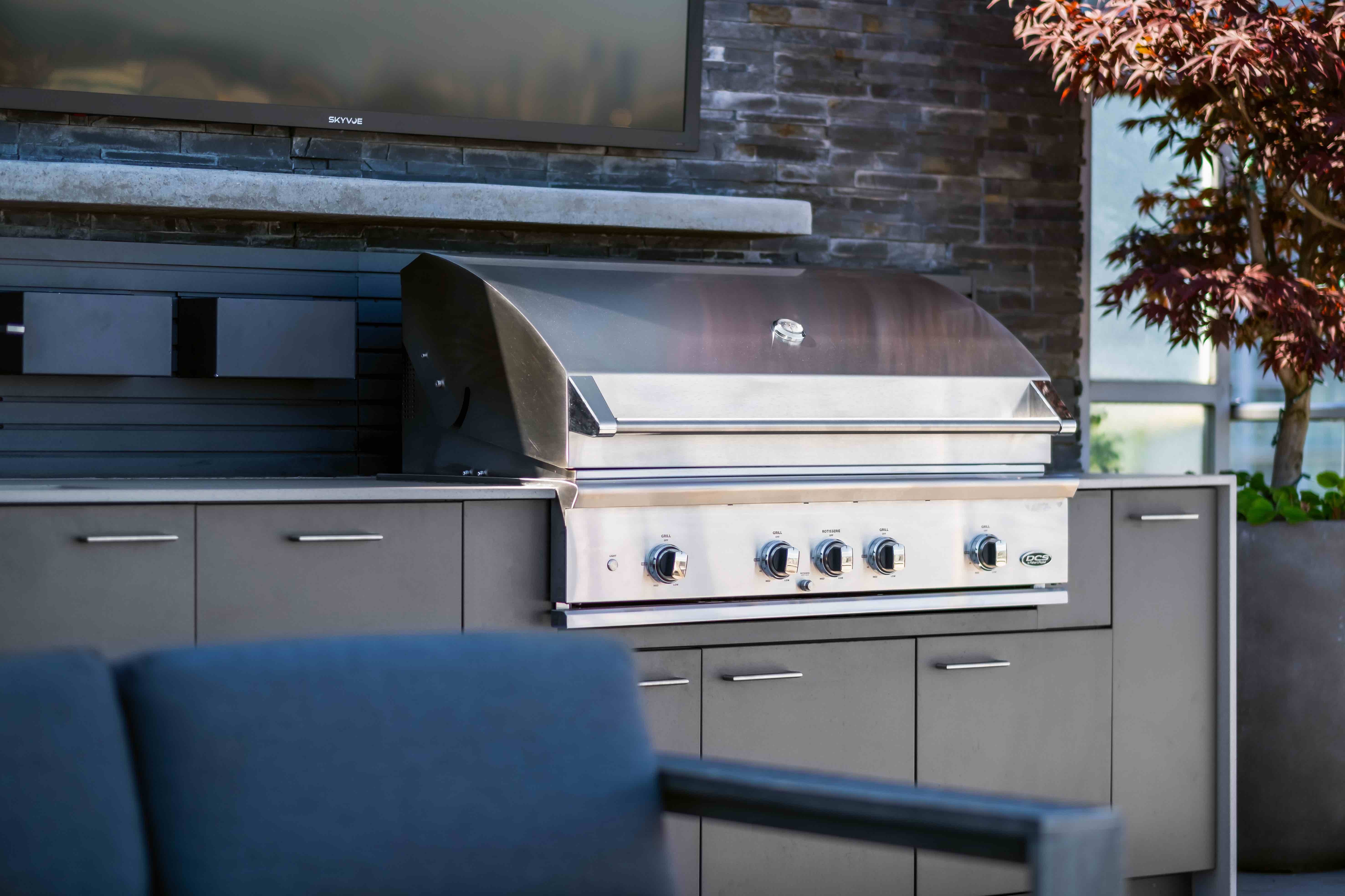 Urban Bonfire Outdoor Kitchen