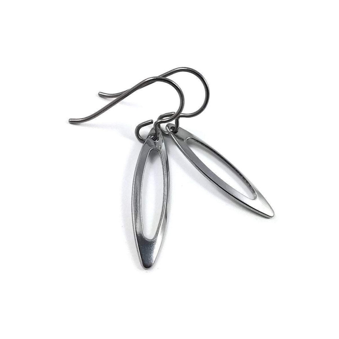 Silver minimalist rectangle bar earrings, Hypoallergenic pure titanium –  for rebel skin