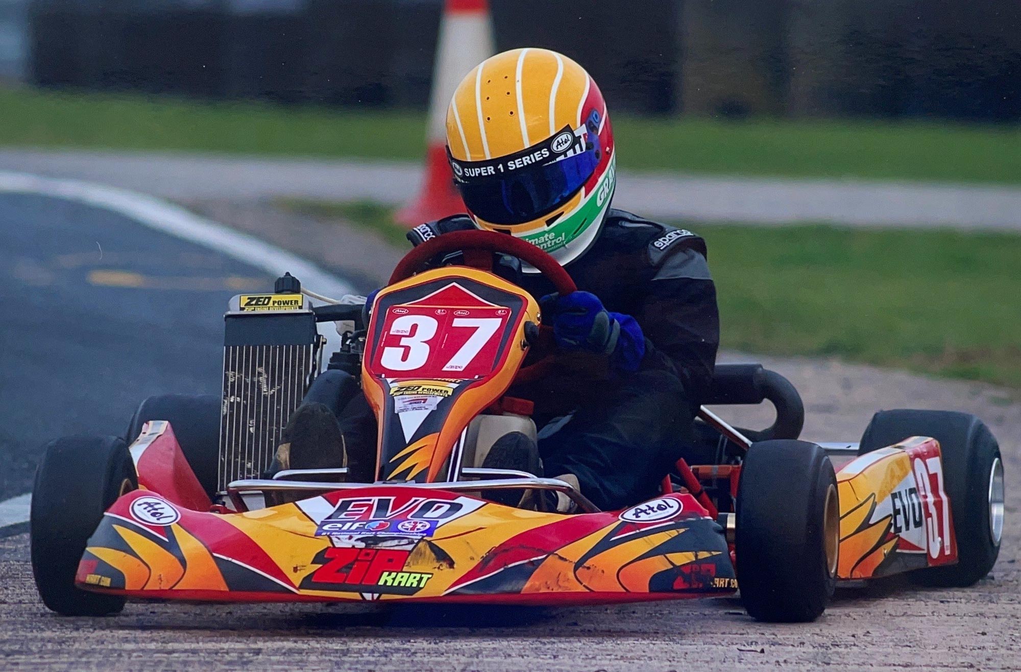 Bradley Gravett son of BTCC British Touring Car Champion Robb Gravett Super One / Stars of Tomorrow Junior Rotax Karting in 2007 with the Zip Kart Young Guns Racing Team Graves Motorsport Mini Challenge JCW Cooper Racing Driver