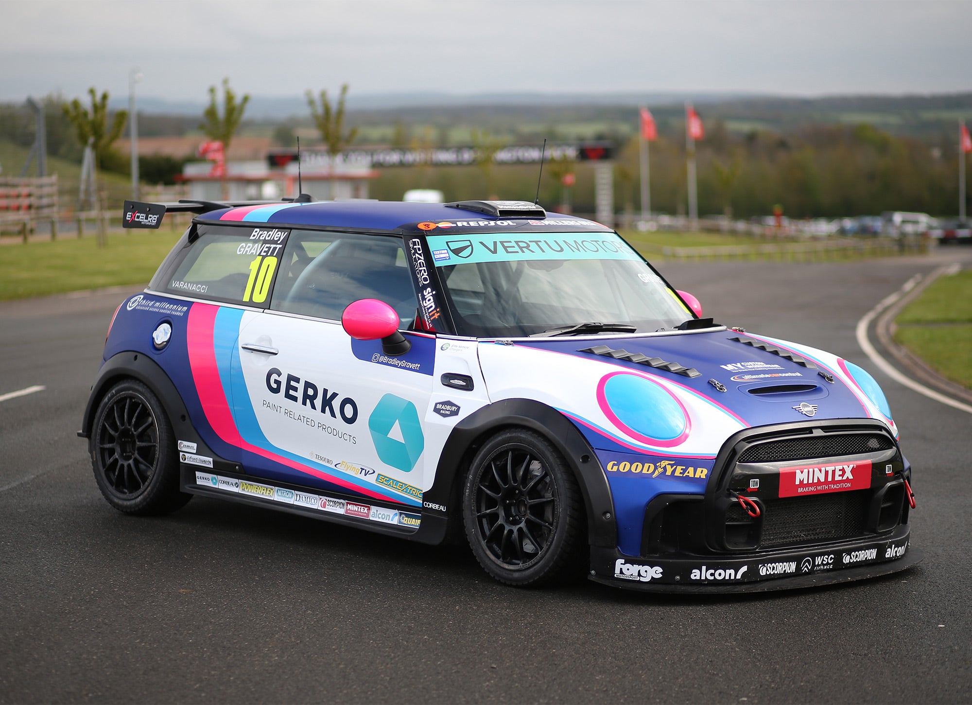 Bradley and Gravett Racing Announce Much Anticipated 2024 MINI JCW Livery