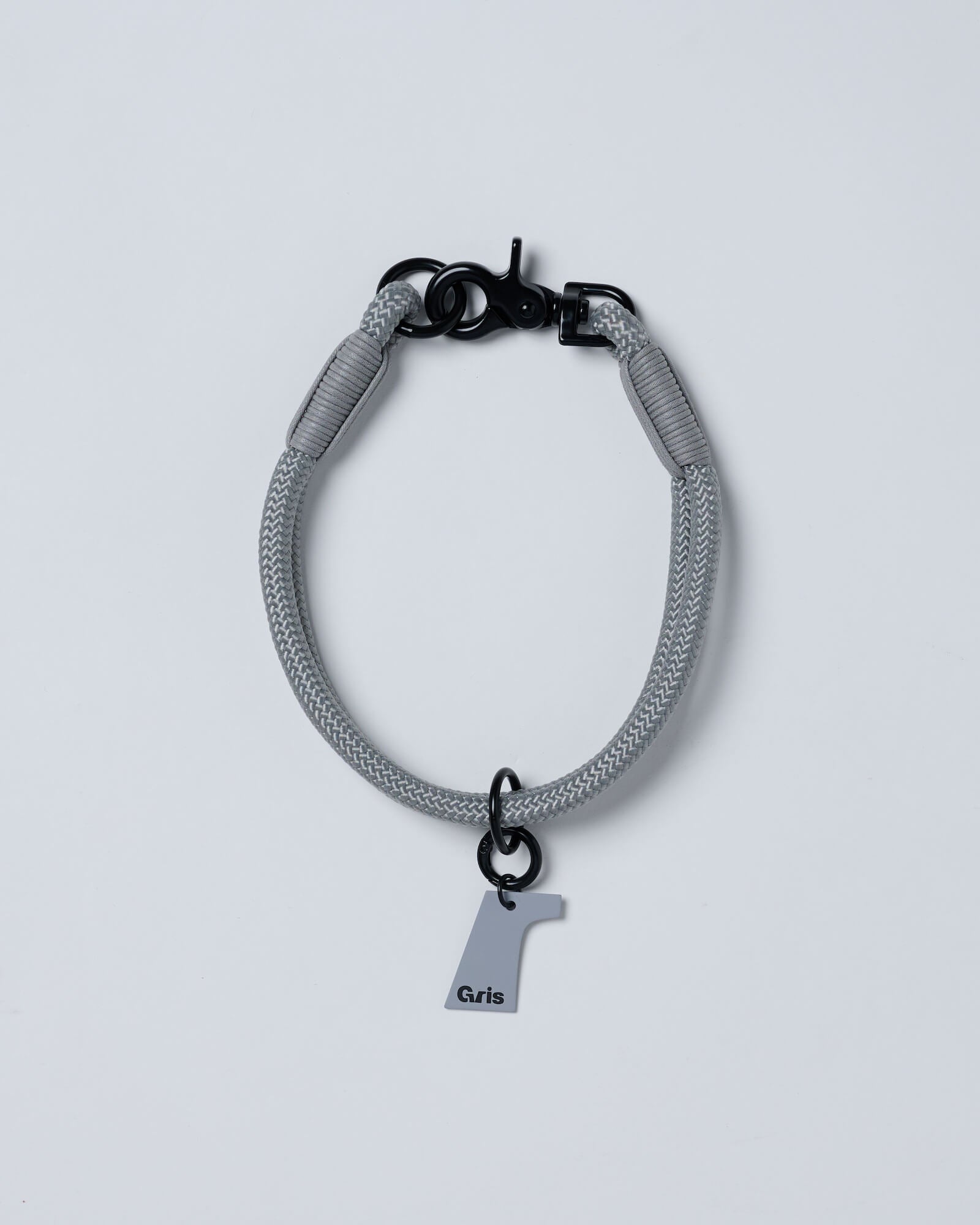 THE COLLAR LIMESTONE Dog Gris by muraco 