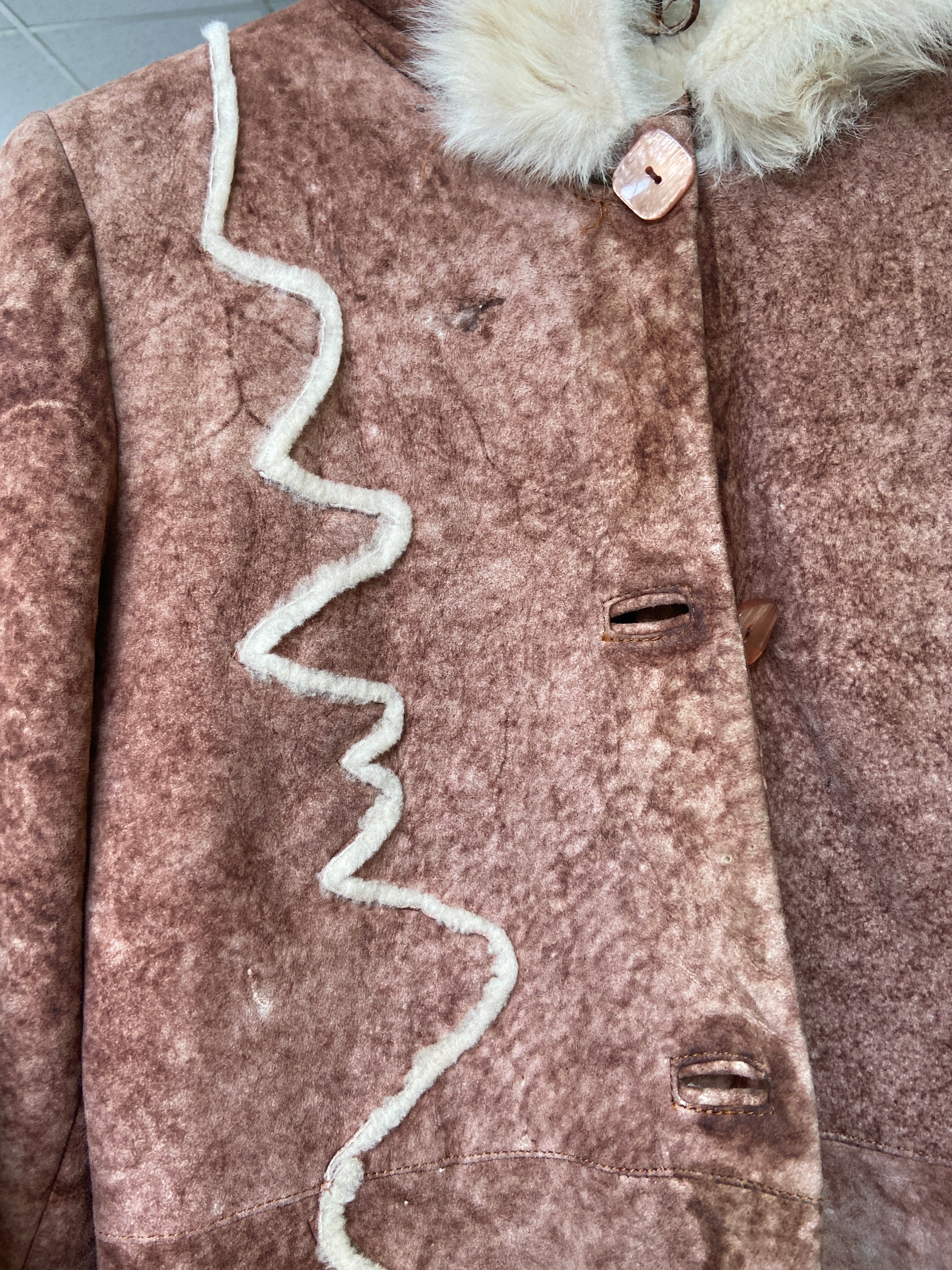 Vintage 80's Women Sheepskin Coat in Brown