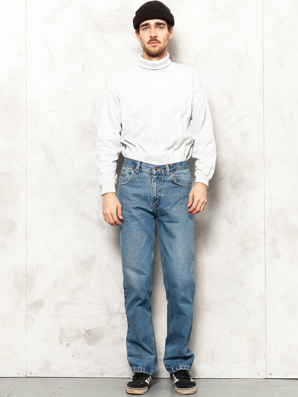 Shop Men MEDIUMWAS '90s Original Straight Jeans with Washwell - 14 KWD in  Kuwait