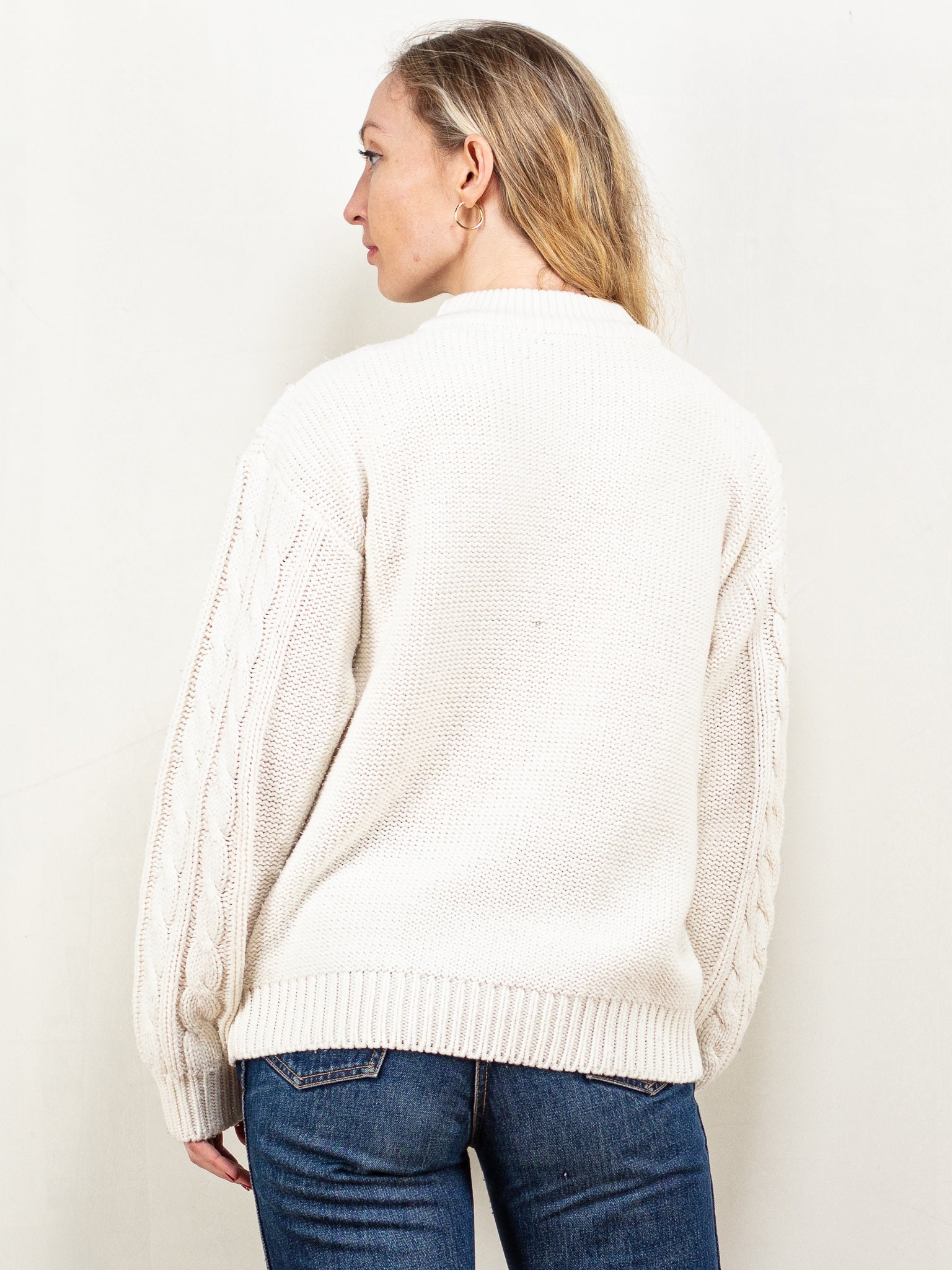 Vintage 80's Women Knit Sweater in Cream