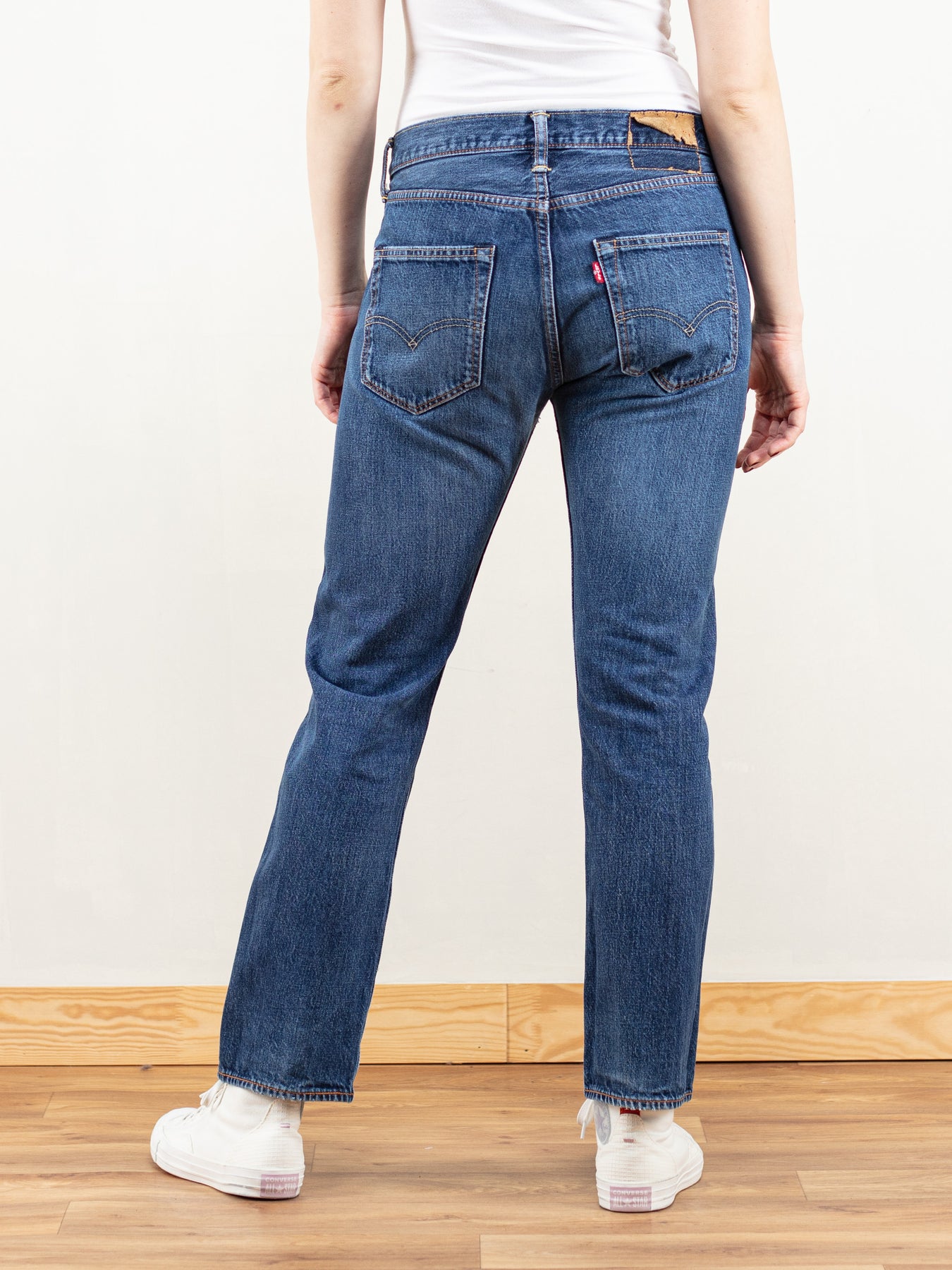 Online Vintage Store  90's Women LEVIS 502 Taper Fit Jeans