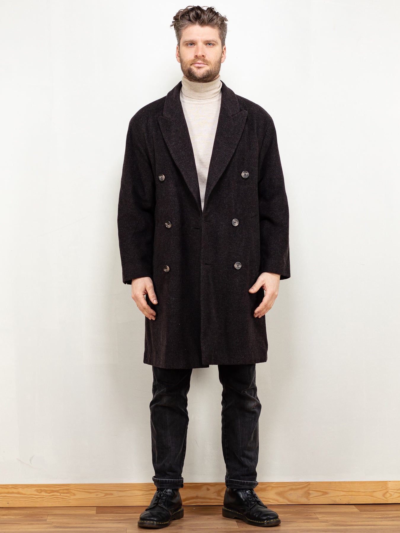 Online Vintage Store | 90's Men Cashmere Blend Coat in Dark