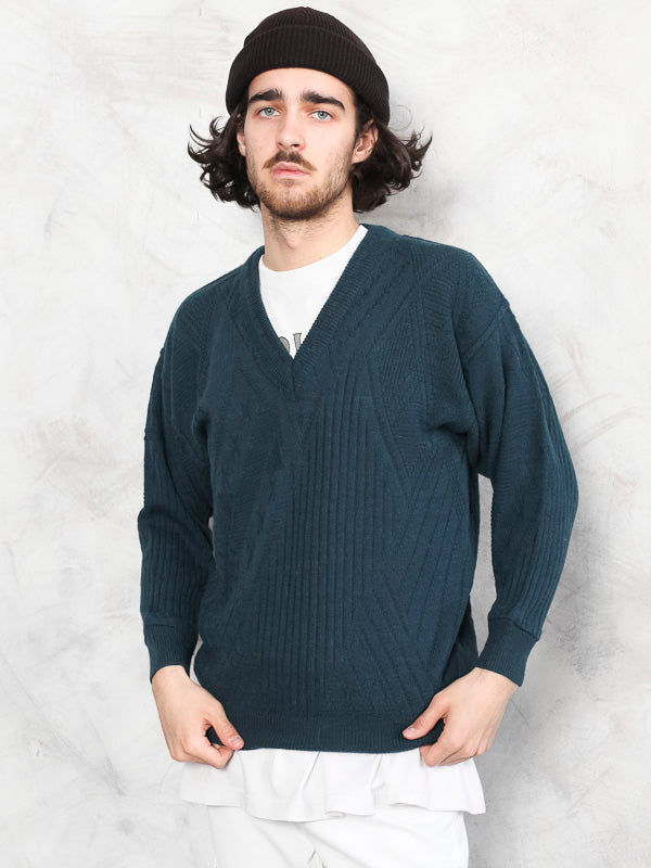 Online Vintage Store | 80's Men Aztec Patterned Sweater | Northern