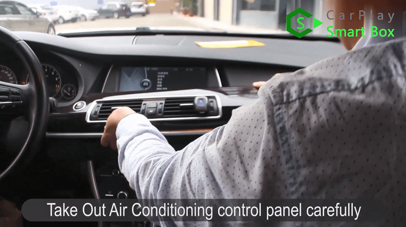 1.Take out air conditioning control panel carefully.