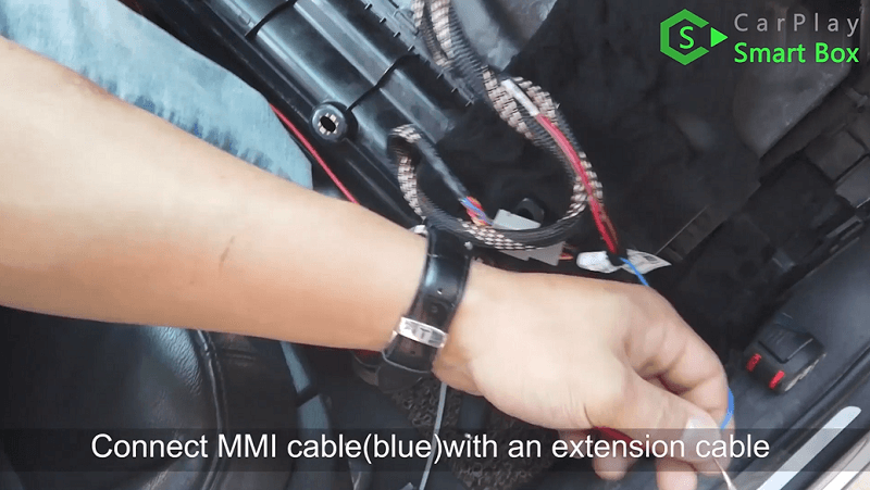 11.Connect MMI cable(blue) with an extension cable.