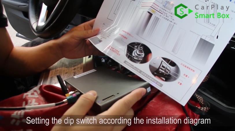 11. Impostazione del dip switch secondo lo schema di installazione - Passo dopo passo Retrofit JoyeAuto wireless CarPlay sull'unità principale BMW 528Li G38 EVO - CarPlay Smart Box