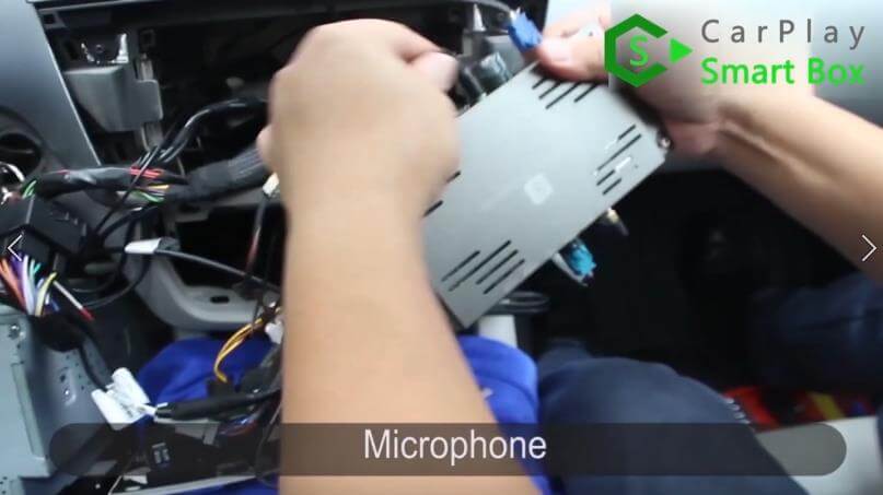 13. Μικρόφωνο - Βήμα προς βήμα Ασύρματη εγκατάσταση Apple CarPlay για Mercedes S class W221 - CarPlay Smart Box
