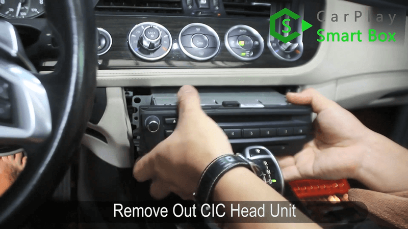 2.Remove out CIC head unit.
