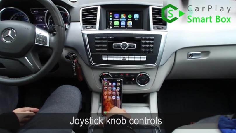 23. Comandi della manopola del joystick - Installazione passo passo di Apple CarPlay wireless per Mercedes classe S W221 - CarPlay Smart Box