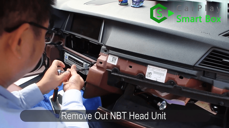 3.Remove out NBT head unit.