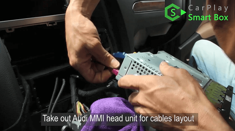 4.Take out Audi MMI head unit for cables layout.