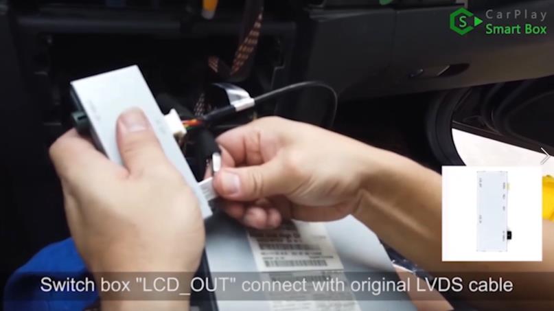 7. Switch box “LCD_OUT“ connect with original LVDS cable - How to Retrofit Wireless Apple CarPlay for Mercedes-Benz C E GLK with NTG4 Head Unit - Carplay Smart Box