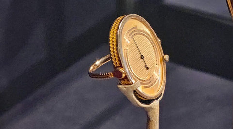 Thermomètre annulaire pour indiquer la température du porteur, or, de Breguet