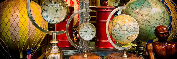 Musée des Sciences de Londres, vitrine de montre à gousset, de globes