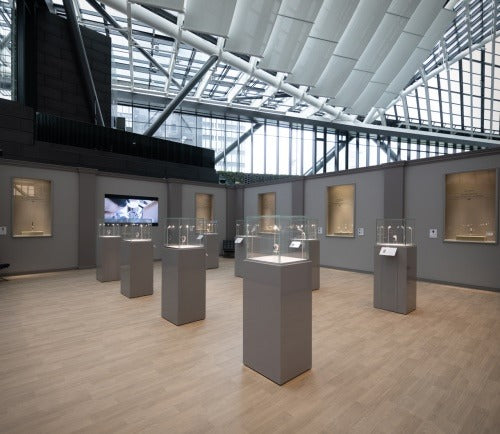 Exposition de Patek Philippe, Tokyo Juin 2023, vue d'intérieur d'une  pièce