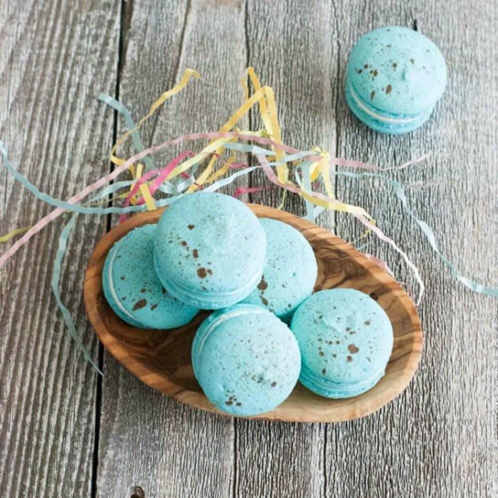 Macaron-Themed Basket